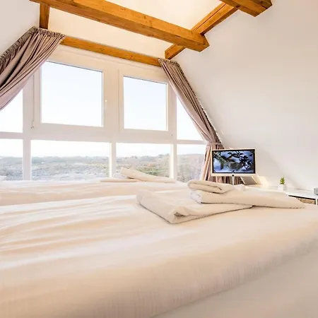 Heidehueschen Holiday home *
